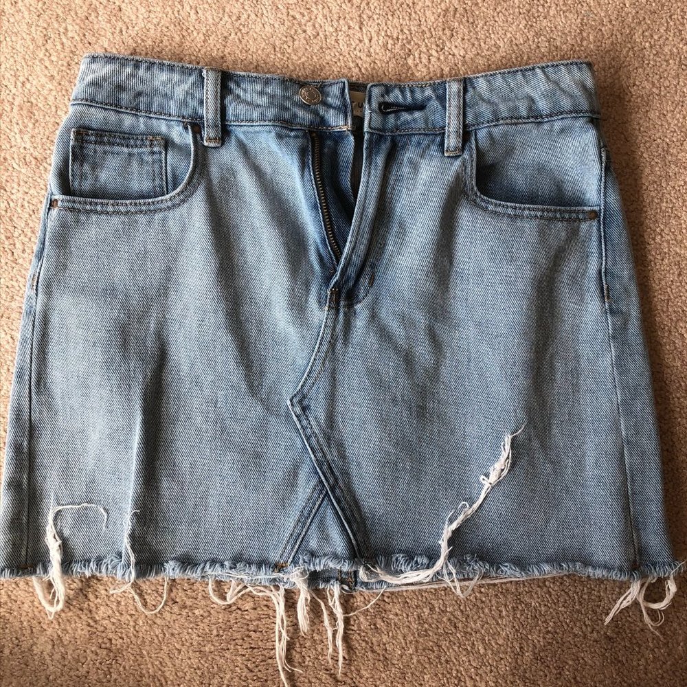 PacSun denim mini skirt - sz 26 - frayed hem